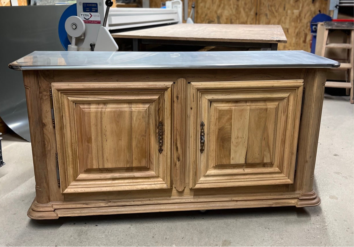 BUFFET EN NOYER MASSIF