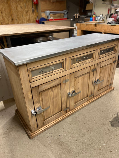 Buffet atelier 3 portes