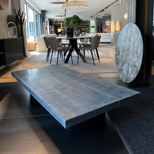 TABLE PLATINIUM