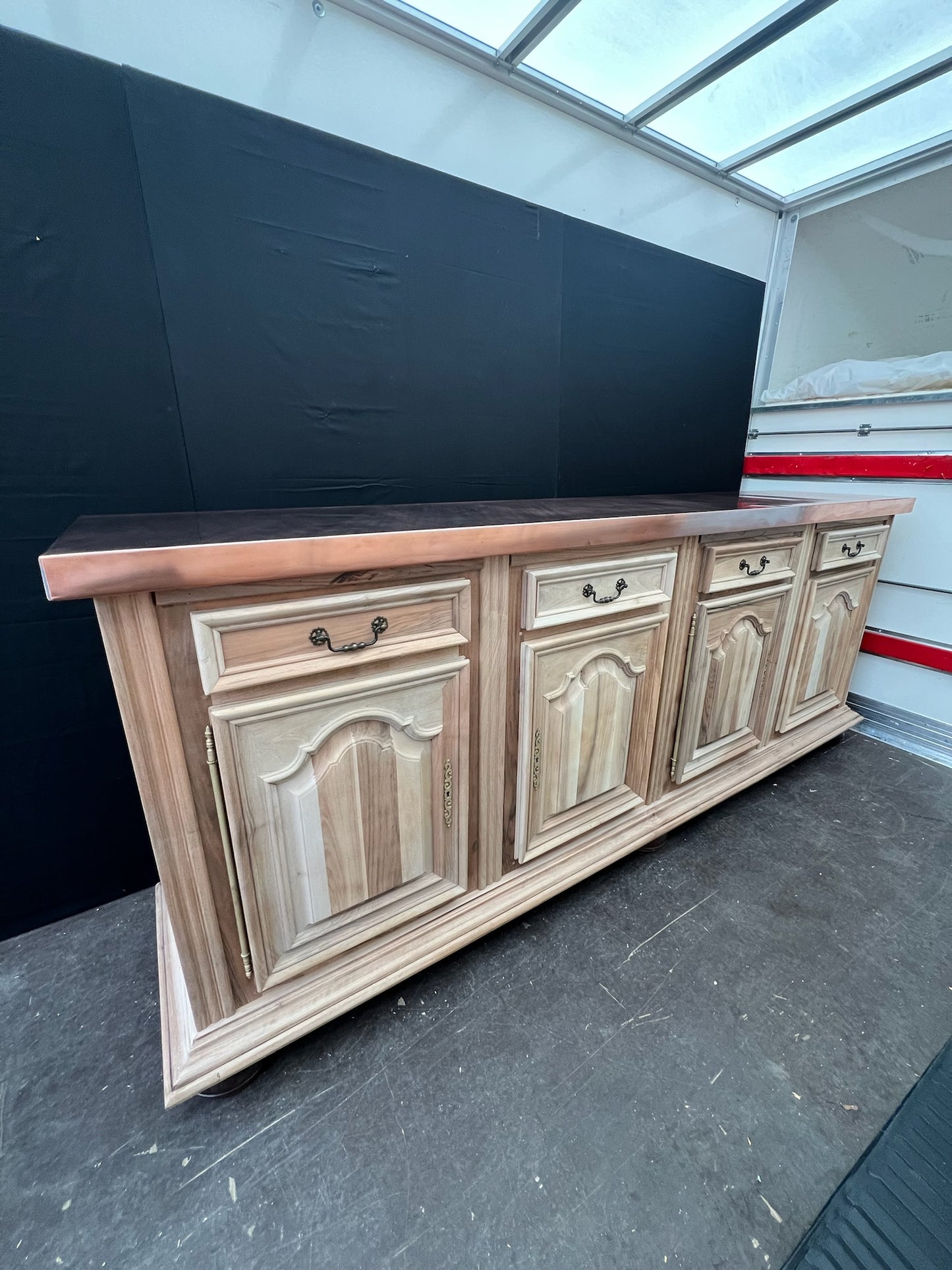 Buffet en Noyer massif