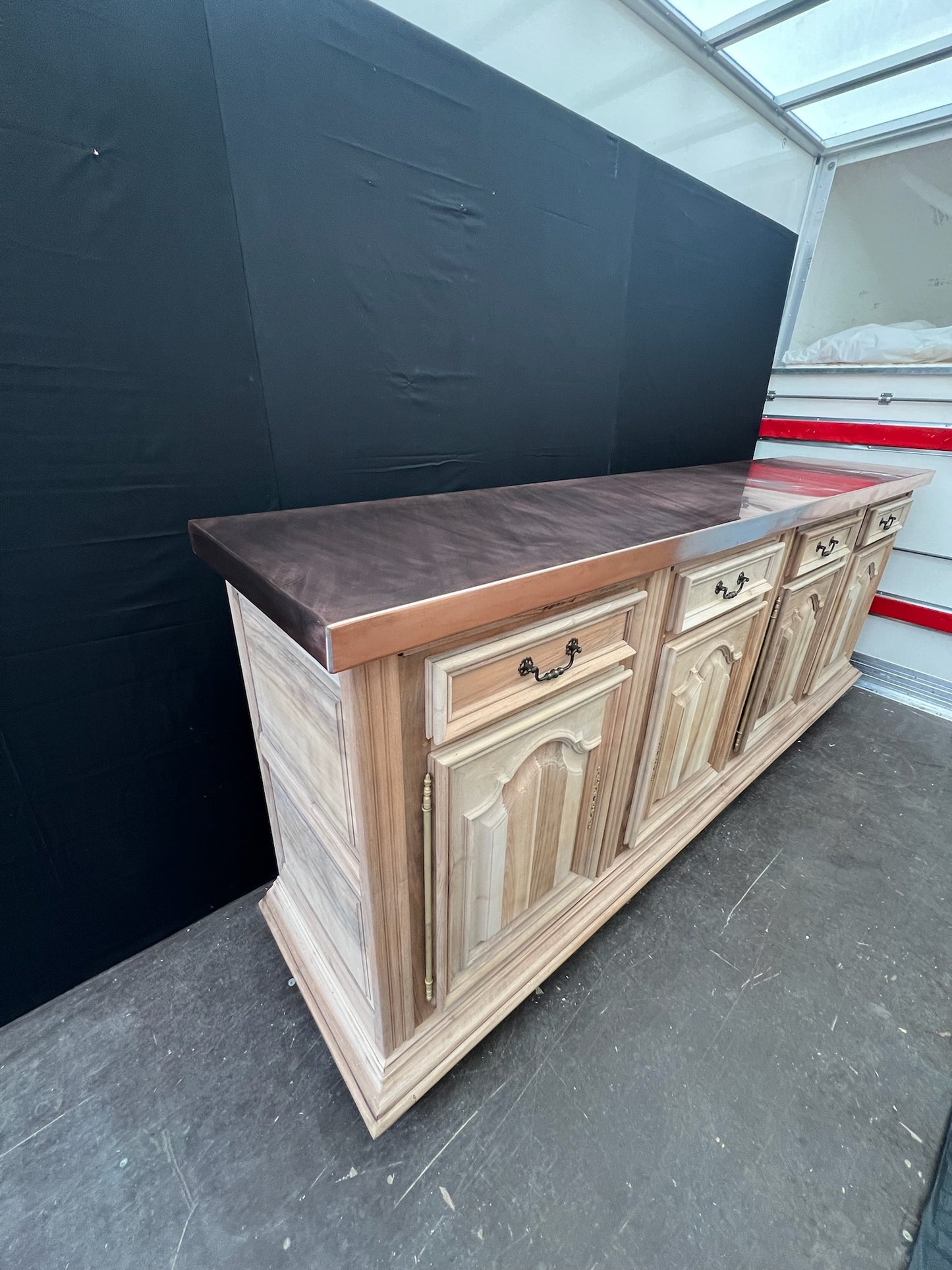 Buffet en Noyer massif